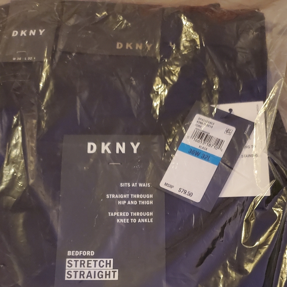 Brand new men's DKNY jeans size 36x32